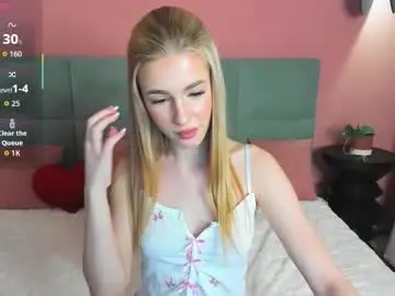 Chaturbate Best live sex cam show of emilymagnificent