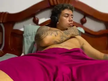 Chaturbate Live Porn of jeyzd25