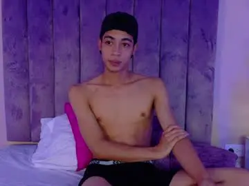 Chaturbate Live Sex Cam of liam_mercurio