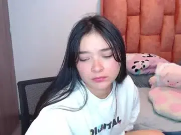 Chaturbate Nude Webcam of nahia__2