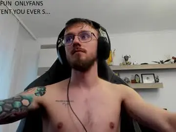 Chaturbate Sex Cam of alphaboyfun