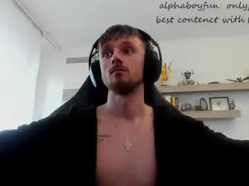 Chaturbate Live Sex Cam of alphaboyfun