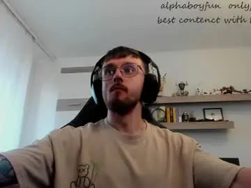 Chaturbate Live Sex Cam of alphaboyfun