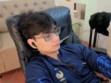 Chaturbate Watch Live Sex Cams of davoxer