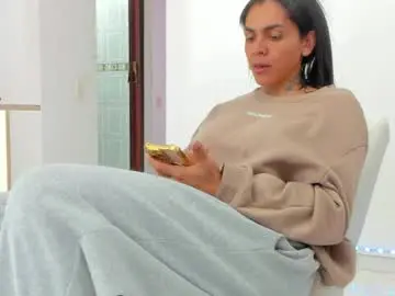 Chaturbate Live Sex of gabbygrey1