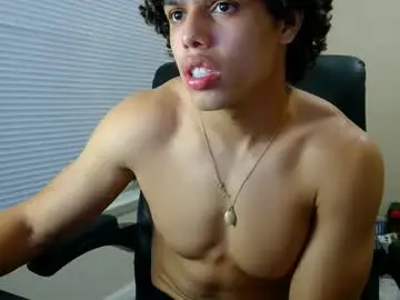 Chaturbate Live Sex Cam of itstarzan