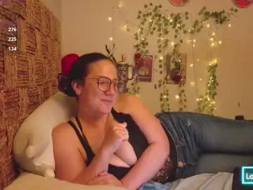 Chaturbate Watch Live Sex Cams of pooncahantits