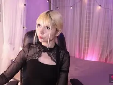 Chaturbate Free Live Porn of laukyubey1