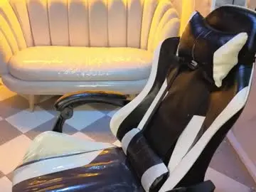 Chaturbate Nude Webcam of valerie_moon_b