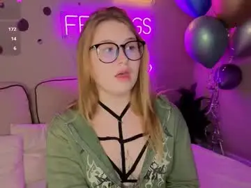 Chaturbate Best live sex cam show of christine_wallker