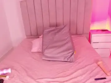 Chaturbate Watch Live Sex Cams of gia_roux_