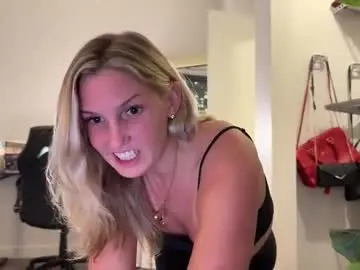 Chaturbate Sex Cam of graciemae_baexx