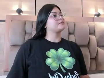 Chaturbate Live Sex Cam of im_mou_