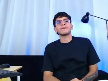 Chaturbate Free Live Porn of maax_18