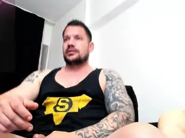 Chaturbate Live Sex Cam of musclemonster31