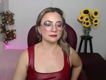 Chaturbate Adult Webcams of rebeca_milf