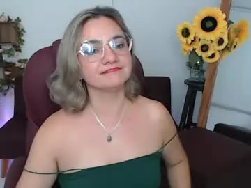 Chaturbate Watch Live Sex Cams of rebeca_milf
