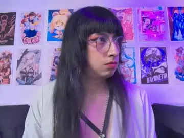 Chaturbate Live Sex Cam of snowblack_
