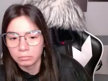 Chaturbate Live Sex Cam of wolfs_daughter