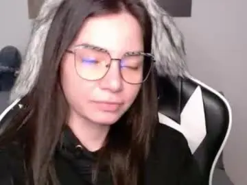 Chaturbate Adult Webcams of wolfs_daughter