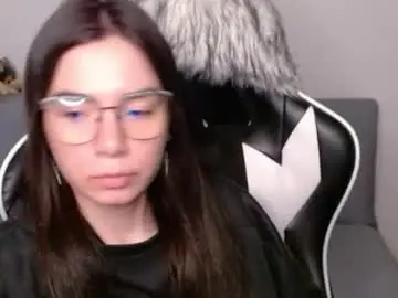 Chaturbate Free Live Porn of wolfs_daughter