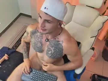 Chaturbate Live Sex of angeloferro1