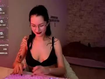 Chaturbate Live Porn of julie__rayls