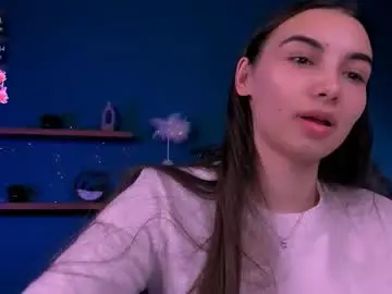 Chaturbate Live Sex Cam of kira_light__