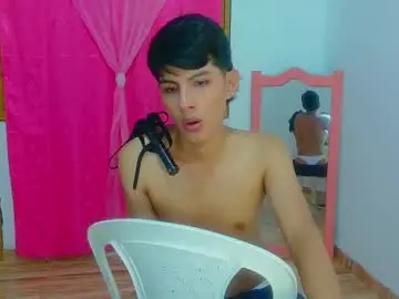 Chaturbate Live Sex of phuwin_bj