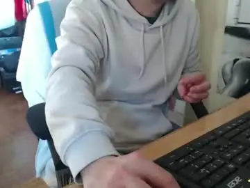 Chaturbate Free Live Porn of redblood_75