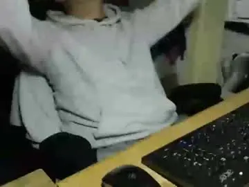 Chaturbate Free Porn Cam of redblood_75