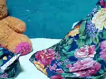 Chaturbate Private Sex Chat of smallluncutc0ck