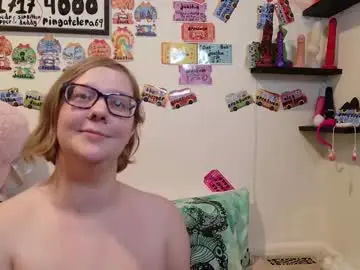 Chaturbate Live Sex Cam of ten_tickle_pixie