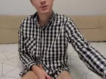 Chaturbate Live Sex Cam of yueslang