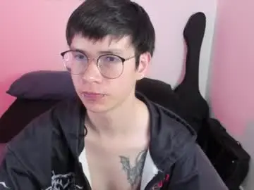 Chaturbate Free Live Porn of andy_bankai