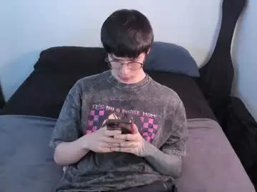 Chaturbate Live Sex Cam of andy_bankai