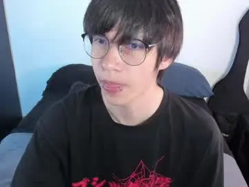 Chaturbate Free Live Porn of andy_bankai