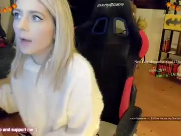 Chaturbate Watch Live Sex Cams of kimilee22