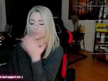 Chaturbate Live Porn of kimilee22