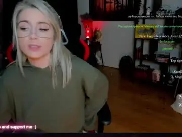 Chaturbate Free Live Porn of kimilee22