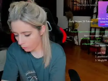 Chaturbate Live Sex of kimilee22