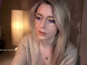 Chaturbate Free Porn Cam of kimilee22