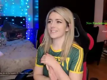 Chaturbate Best live sex cam show of kimilee22