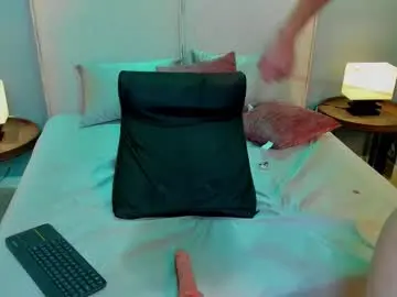 Chaturbate Free Porn Cam of latinamilf_