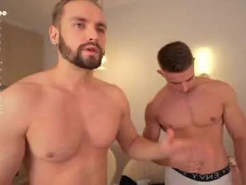 Chaturbate Live Sex Cam of muscularfriend