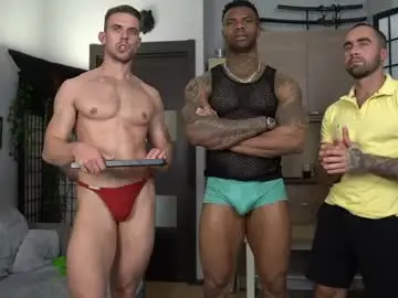 Chaturbate Live Porn of muscularfriend