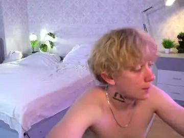 Chaturbate Free Live Porn of sky_dian
