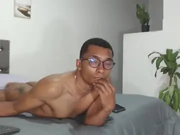 Chaturbate Free Porn Cam of aaronblack1_