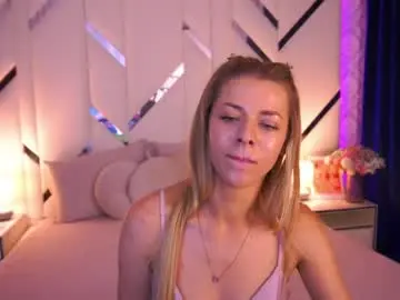 Chaturbate Live Sex Cam of loveedove