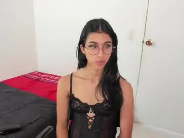 Chaturbate Nude Webcam of mazikeen_18